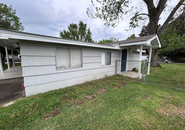 13th image of 1114 Pear St, Vidalia, LA 71373 | MLS# 21265480