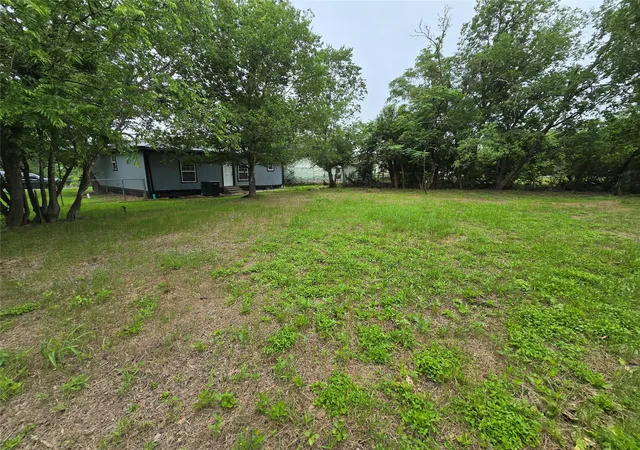 Homes for sale in Cameron, TX | 806 S Rusk Ave, Cameron, TX 76520 | MLS# 21265414