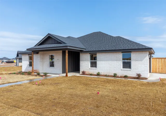 Photo 2 of Sale Pending at 7630 Hudson Wy, Abilene, TX 79602 | MLS# 21265533 | Listing updated on 2026-07-06