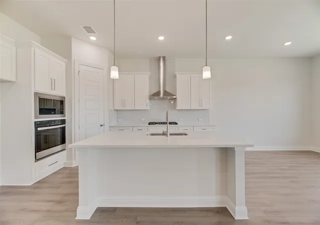 Photo 2 of Single family home for sale at 8893 Wyndemere Ln, Frisco, TX 75036 | MLS# 21265549 | Listing updated on 2026-08-19
