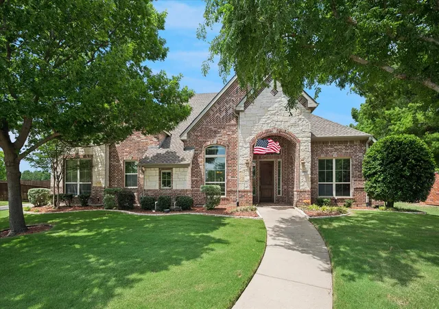 Homes for sale in Flower Mound, TX | 5913 Lavon Dr, Flower Mound, TX 75028 | MLS# 21261210