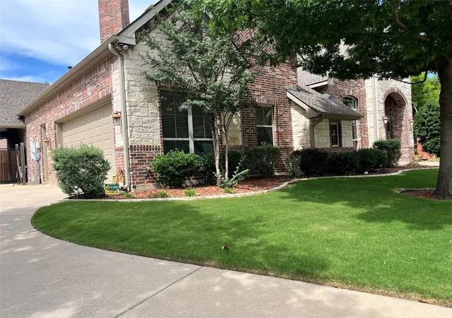 Homes for sale in Flower Mound, TX | 5913 Lavon Dr, Flower Mound, TX 75028 | MLS# 21261210