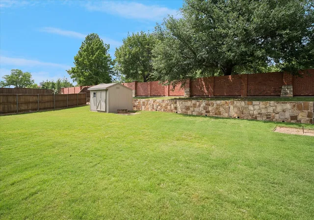 Homes for sale in Flower Mound, TX | 5913 Lavon Dr, Flower Mound, TX 75028 | MLS# 21261210