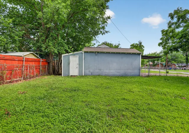 Homes for sale in Dallas, TX | 8752 Woodcastle Dr, Dallas, TX 75217 | MLS# 21265517