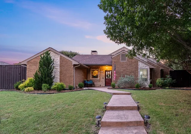 Homes for sale in Plano, TX | 3716 Solarium Pl, Plano, TX 75075 | MLS# 21264247