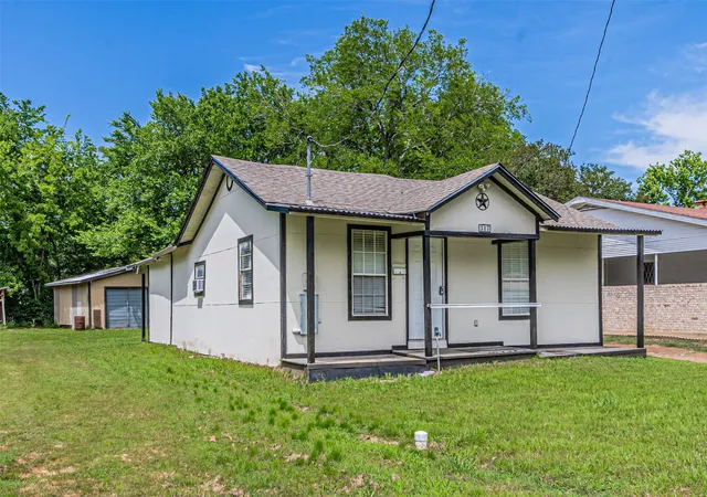 Homes for sale in Sulphur Springs, TX | 317 Fuller St, Sulphur Springs, TX 75482 | MLS# 21265643