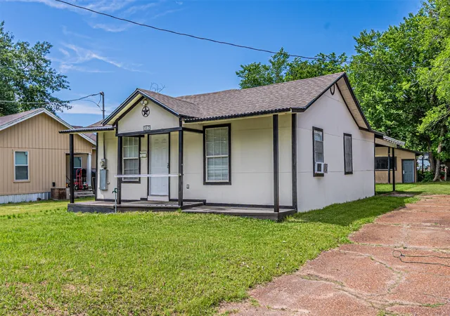 Homes for sale in Sulphur Springs, TX | 317 Fuller St, Sulphur Springs, TX 75482 | MLS# 21265643