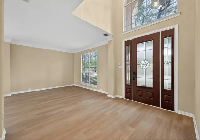 Photo 2 of Single family home for sale at 402 Montclair Dr, Allen, TX 75013 | MLS# 21265653 | Listing updated on 2026-10-08