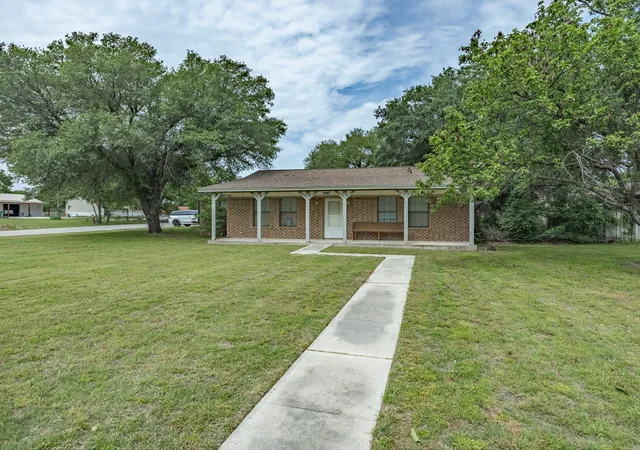 Homes for sale in Chico, TX | 308 Oakwood St, Chico, TX 76431 | MLS# 21265678