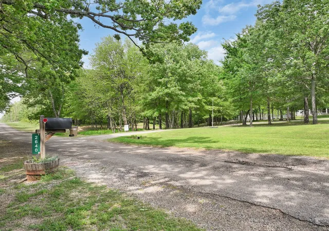Homes for sale in Mount Vernon, TX | 2640 County Road 1030 Nw, Mount Vernon, TX 75457 | MLS# 21265695