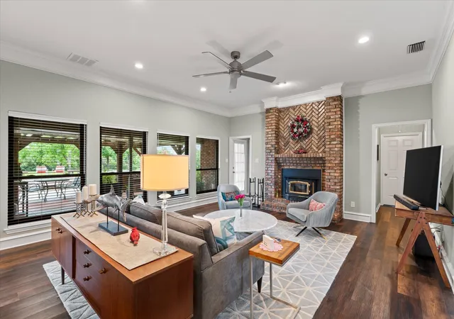 Photo 4 of Single family home for sale at 10612 Live Oak Dr, Forney, TX 75126 | MLS# 21265276 | Listing updated on 2026-09-04