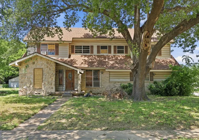Homes for sale in Dallas, TX | 1743 Indian Summer Trl, Dallas, TX 75241 | MLS# 21255683