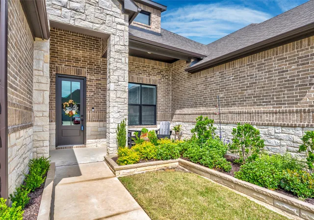 Homes for sale in Van Alstyne, TX | 704 Abbey Rd, Van Alstyne, TX 75495 | MLS# 21265282