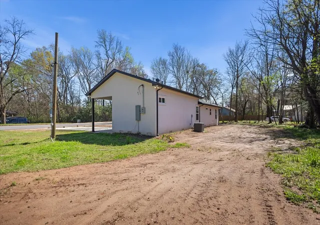 Homes for sale in Gilmer, TX | 702 S Montgomery St, Gilmer, TX 75644 | MLS# 21257160
