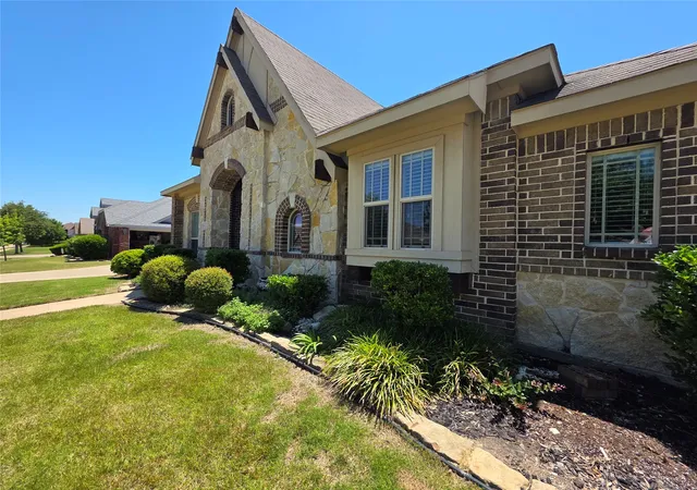 Homes for sale in Midlothian, TX | 6602 Morning Dew Dr, Midlothian, TX 76065 | MLS# 21265778