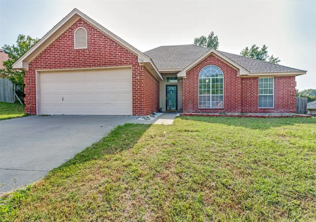 Photo 1 of Sale Pending at 106 King Arthur Ct, Weatherford, TX 76086 | MLS# 21264255 | Listing updated on 2026-07-22