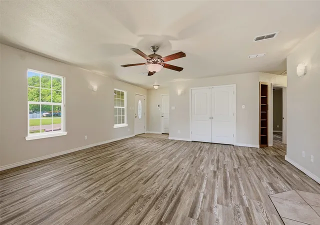 Homes for sale in Pottsboro, TX | 323 Texas St, Pottsboro, TX 75076 | MLS# 21265836