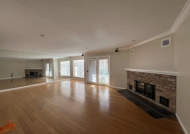 Photo 1 of Townhouse for sale at 2020 N Garrett Ave #107, Dallas, TX 75206 | MLS# 21265066 | Listing updated on 2026-08-29