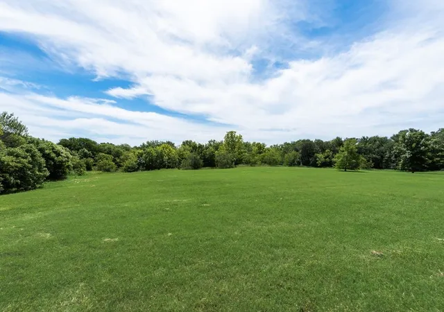 Homes for sale in Carrollton, TX | 1635 Cemetery Hill Rd, Carrollton, TX 75007 | MLS# 21262500