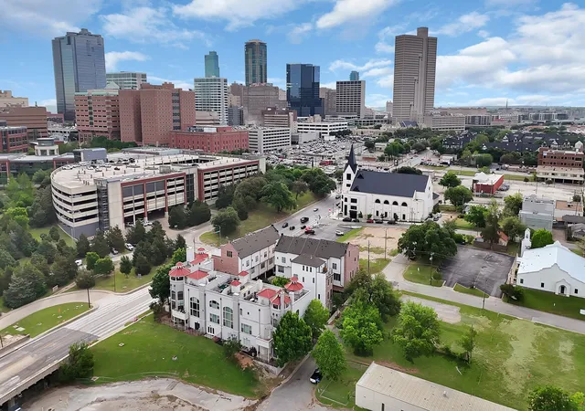 5th image of 406 Mills St, Fort Worth, TX 76102 | MLS# 21265956