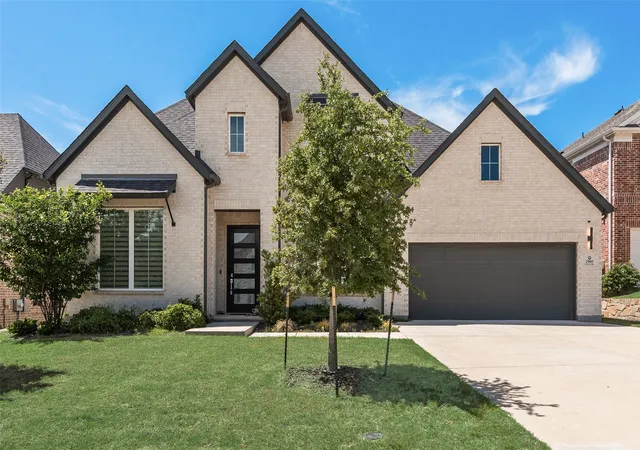 Photo 3 of Single family home for sale at 2905 Calvin Rd, Mc Kinney, TX 75071 | MLS# 21266042 | Listing updated on 2026-08-20