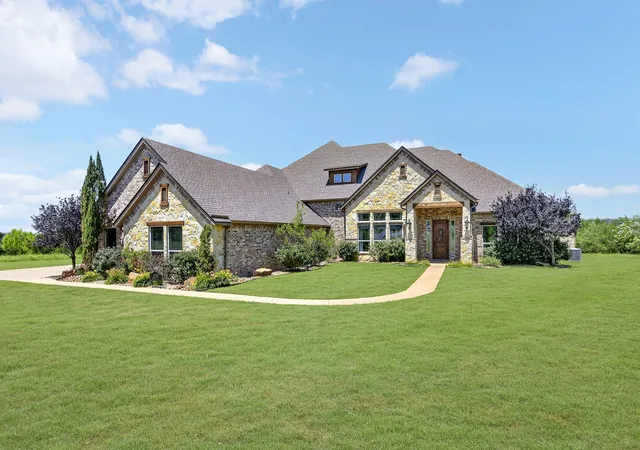 Homes for sale in Graford, TX | 1120 Heron Ct, Graford, TX 76449 | MLS# 21266061