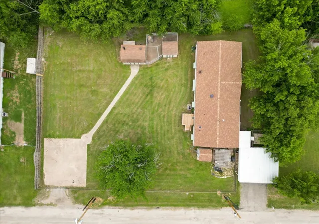 1st image of 811 Sw 21st St, Mineral Wells, TX 76067 | MLS# 21266066