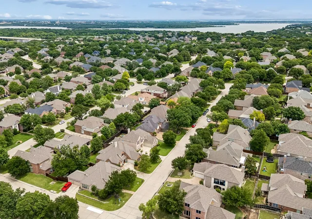Homes for sale in Highland Village, TX | 3409 Wimbledon Dr, Highland Village, TX 75077 | MLS# 21266130