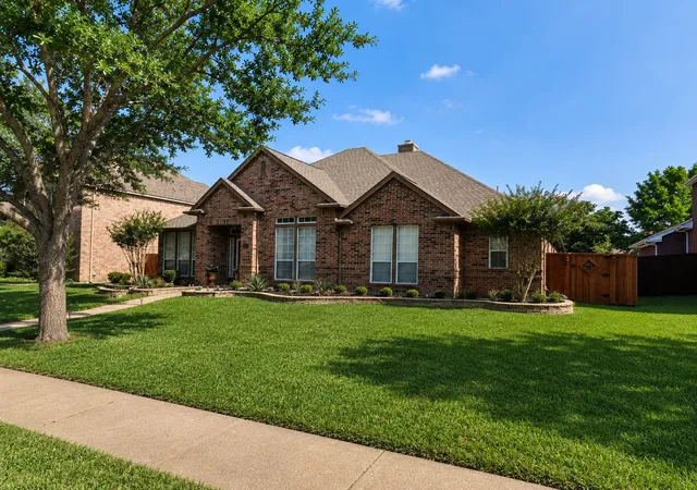 Photo 3 of Single family home for sale at 1001 Lochness Ln, Garland, TX 75044 | MLS# 21265972 | Listing updated on 2026-10-03