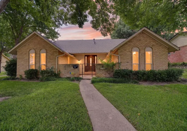 Homes for sale in Dallas, TX | 4037 Treeline Dr, Dallas, TX 75224 | MLS# 21266263