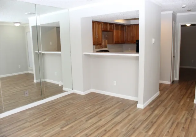 2nd image of 2300 Bamboo Dr #N114, Arlington, TX 76006 | MLS# 21266281
