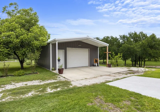 Homes for sale in San Saba, TX | 207 S Brook St, San Saba, TX 76877 | MLS# 21266156
