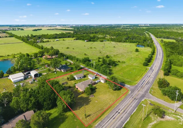 Photo 1 of Single family home for sale at 11800 Hallmark St, Greenville, TX 75402 | MLS# 21262957 | Listing updated on 2026-09-29