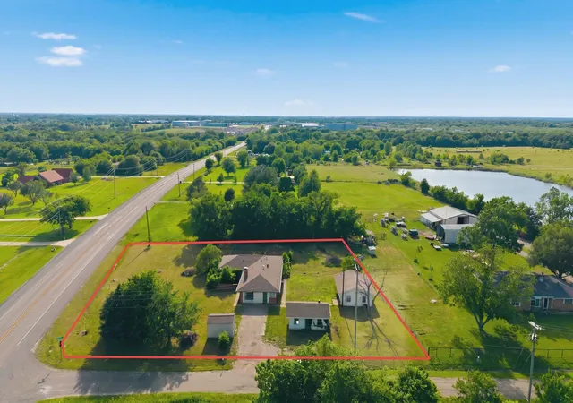Photo 2 of Single family home for sale at 11800 Hallmark St, Greenville, TX 75402 | MLS# 21262957 | Listing updated on 2026-09-29