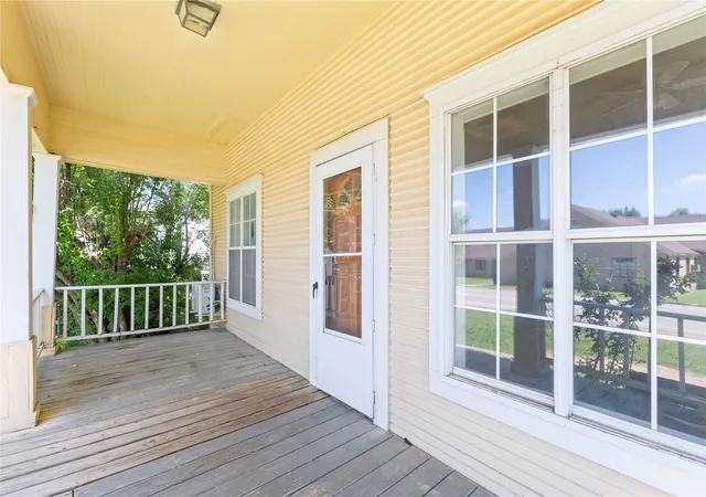 Homes for sale in Bangs, TX | 102 E Fitzgerald St, Bangs, TX 76823 | MLS# 21265183