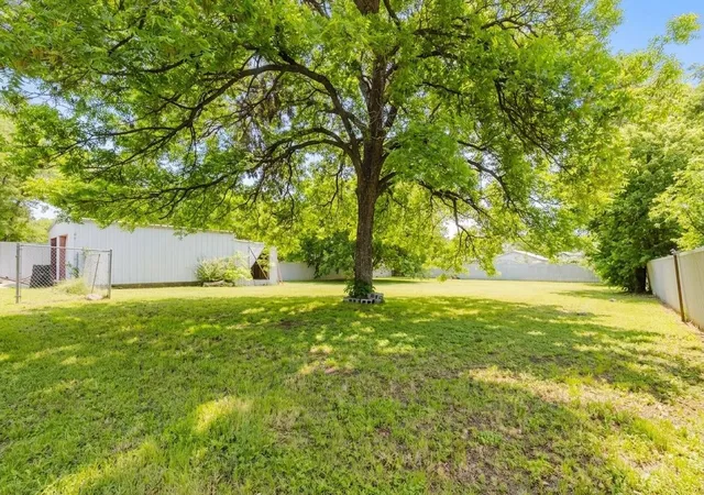 Homes for sale in Eastland, TX | 201 E Plummer St, Eastland, TX 76448 | MLS# 21266458