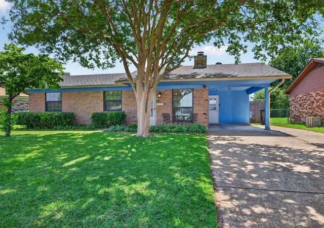 1st image of 3524 Holiday Pl, Bossier City, LA 71112 | MLS# 21266482