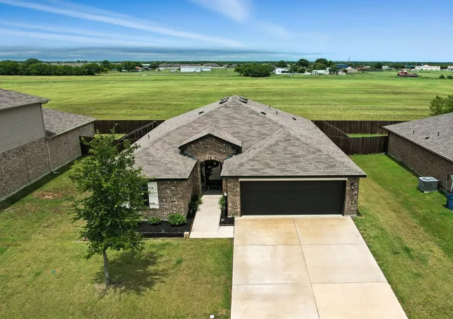 Photo 3 of Single family home for sale at 509 Pine Hollow Wy, Josephine, TX 75189 | MLS# 21266529 | Listing updated on 2026-07-28