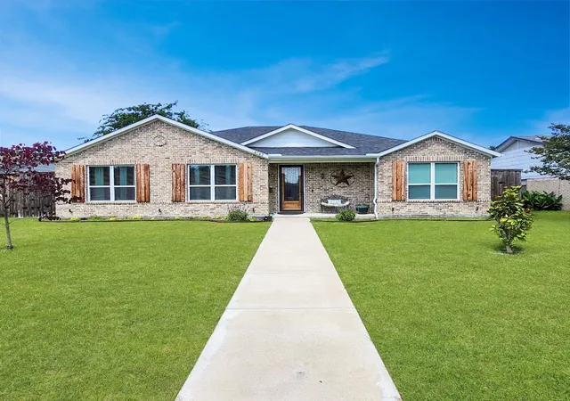 Homes for sale in Mesquite, TX | 4742 Snow Dr, Mesquite, TX 75150 | MLS# 21265725