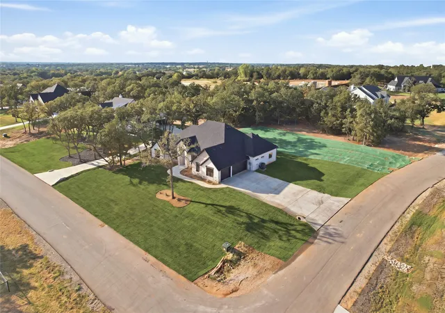 Photo 2 of Single family home for sale at 1057 Arbor Vista Dr, Azle, TX 76020 | MLS# 21262193 | Listing updated on 2026-10-04