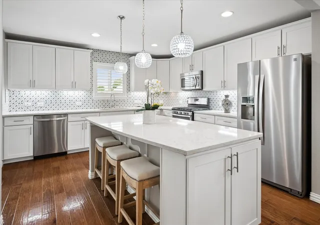 Photo 1 of Sale Pending at 2306 Feathering Dr, Frisco, TX 75036 | MLS# 21261734 | Listing updated on 2026-07-27