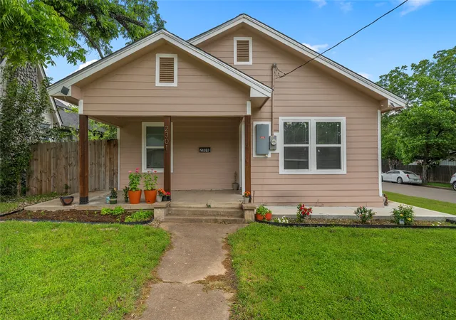 Photo 1 of Single family home for sale at 2301 Herring Ave, Waco, TX 76708 | MLS# 21266653 | Listing updated on 2026-08-03