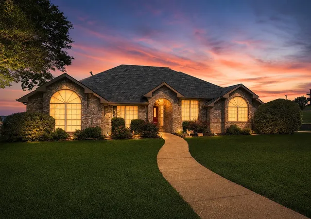 Homes for sale in Heath, TX | 11 Lakeway Dr, Heath, TX 75032 | MLS# 21266723