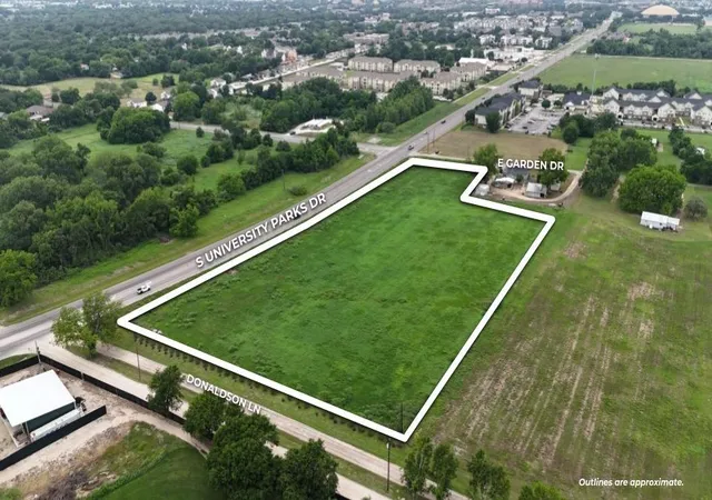 Photo 2 of Land for sale at 150 E Garden Dr, Waco, TX 76706 | MLS# 21266831 | Listing updated on 2026-09-21