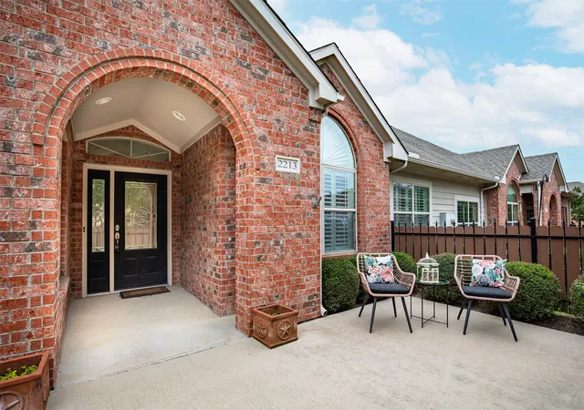 Listing Photo 4 - Condo for sale in building located at 3250 Rosemeade Dr, Fort Worth, TX 76116 - Unit #2213