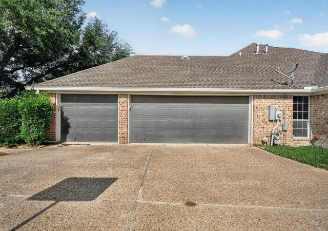 Homes for sale in Lorena, TX | 800 Granite Ln, Lorena, TX 76655 | MLS# 21266714