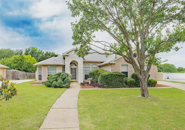 1st image of 7115 Oaklawn, Sachse, TX 75048 | MLS# 21266792