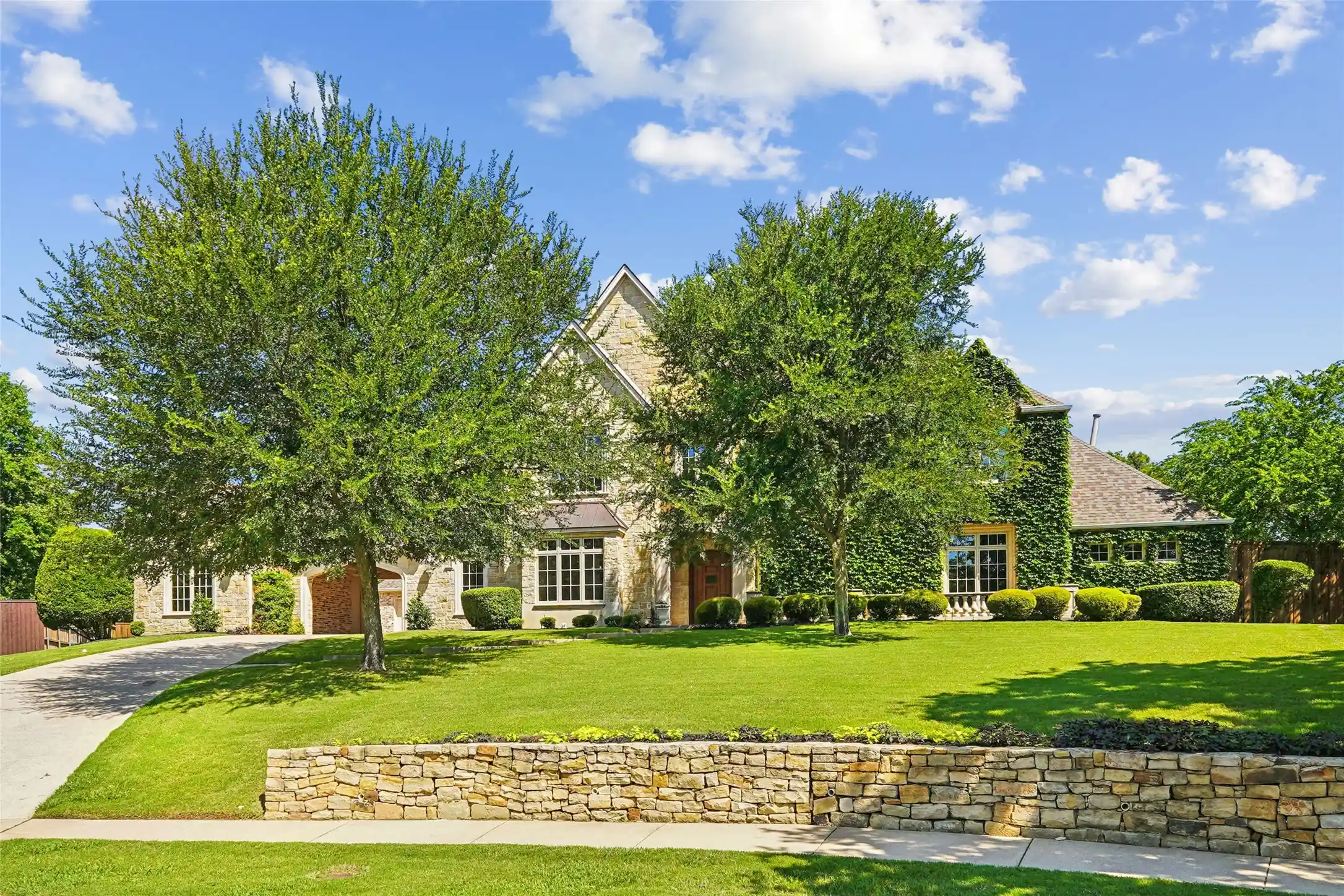 Photo 1 of Mansion for sale at 3112 Belmont St, Denton, TX 76210 | MLS# 21256216 | Listing updated on 2026-10-14