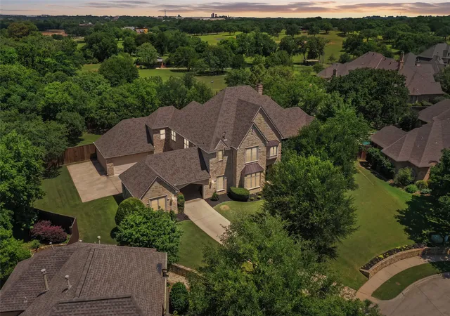 Photo 3 of Mansion for sale at 3112 Belmont St, Denton, TX 76210 | MLS# 21256216 | Listing updated on 2026-10-07