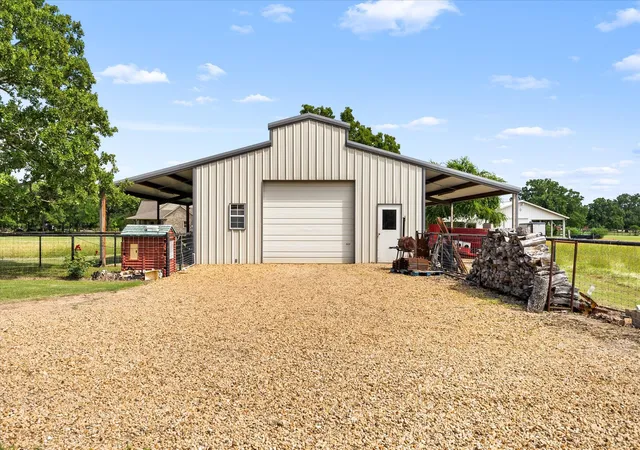 Homes for sale in Post Oak Bend, TX | 5900 Kings Creek Dr, Post Oak Bend, TX 75142 | MLS# 21263255